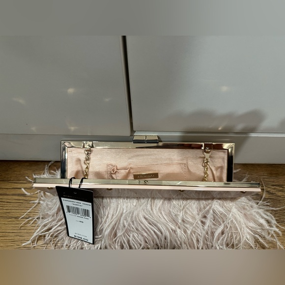 BCBG MAXAZARIA CATARINA FEATHERS CLUTCH NWT - Picture 5 of 7